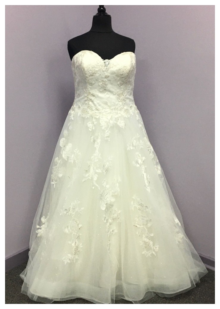 Bonny Bridal Style #1804 Default Thumbnail Image
