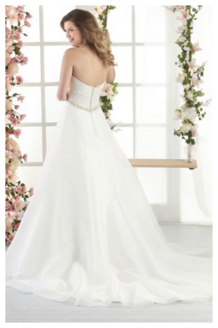 Bonny Bridal Style #6806 Backface Thumbnail Image