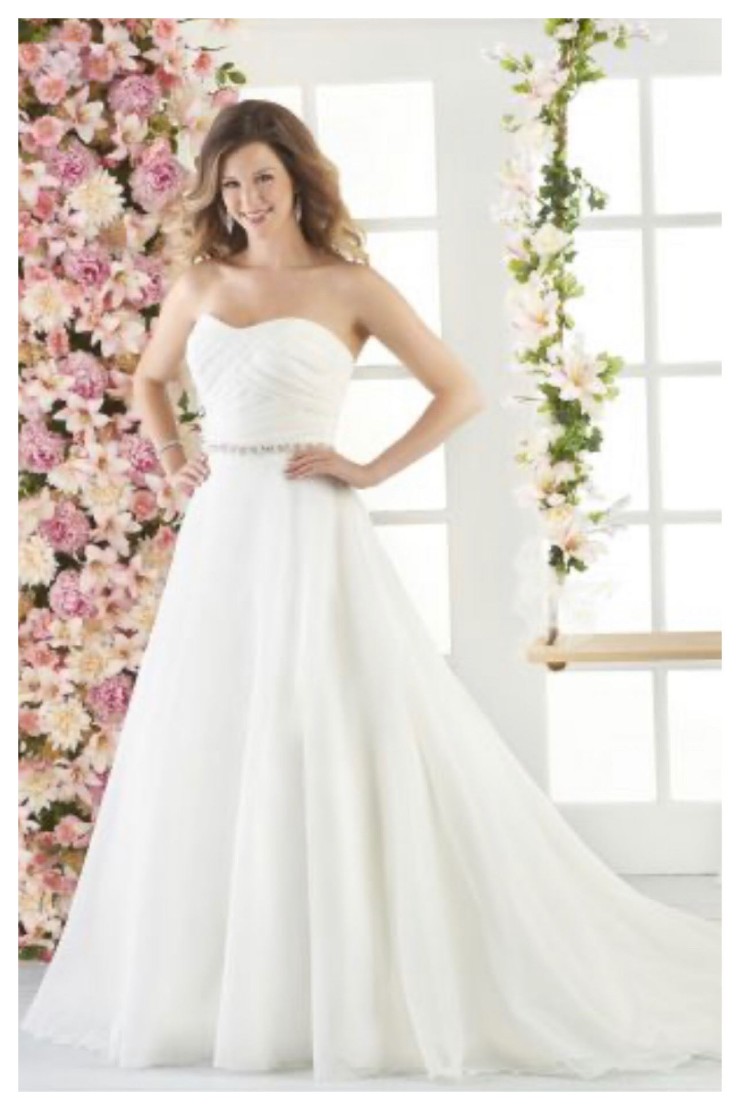 Bonny Bridal Style #6806 Default Thumbnail Image