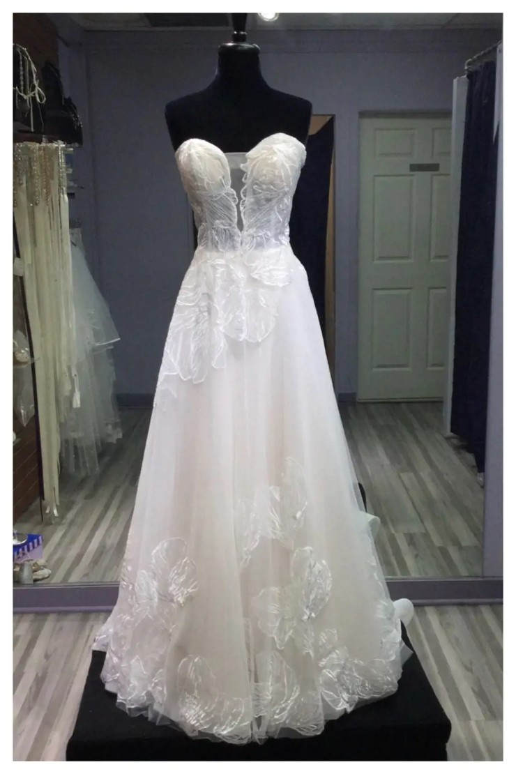 LiaMia Collection Style #6004 Default Thumbnail Image