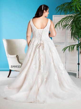 Abby Curvy Style #519233 #1 thumbnail