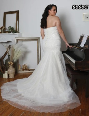 Abby Curvy Style #8060C #1 thumbnail
