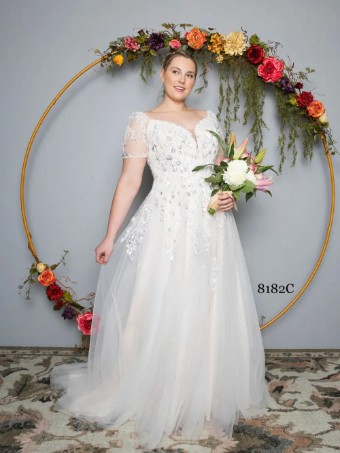 Abby Curvy Style #8182C #0 thumbnail
