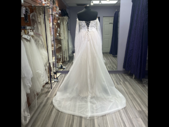 LiaMia Collection Style #19353 #3 Almond/Ivory thumbnail