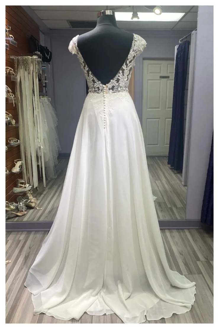 LiaMia Collection Style #RN24005 Backface Thumbnail Image