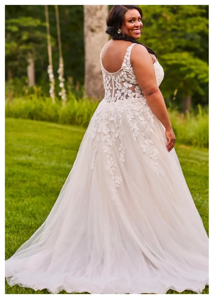 Michelle Bridal Style #MB2509 Backface Thumbnail Image