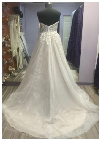LiaMia Collection Style #19380 #1 Ivory/French Lilac thumbnail