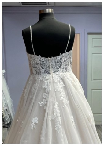LiaMia Collection Style #19390 #2 Ivory/French Lilac thumbnail