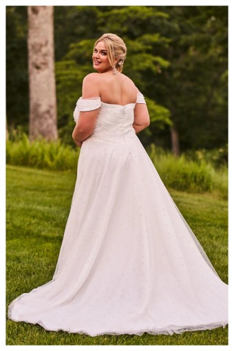 Michelle Bridal Style #MB2518 #1 thumbnail