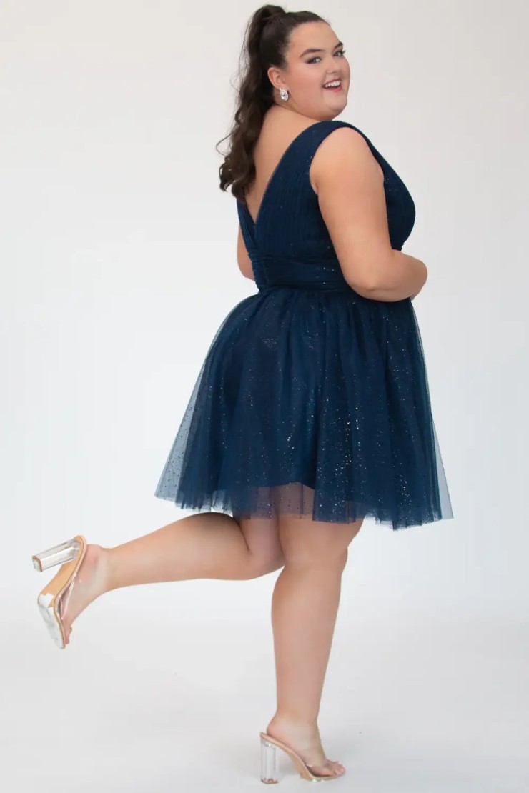Sydney's Closet Style #SC8153 Backface Thumbnail Image