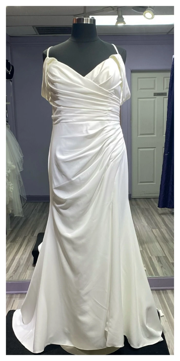 LiaMia Collection Style #19374 Default Thumbnail Image